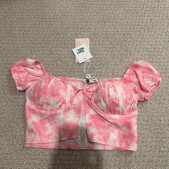 Top - Picture 2 of 3